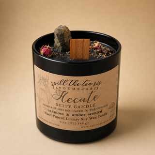 Hecate Candle | Oakmoss & Amber Manifestation Soy Candle