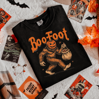 Boofoot Tee | Funny Bigfoot Ghost Halloween Graphic T-Shirt