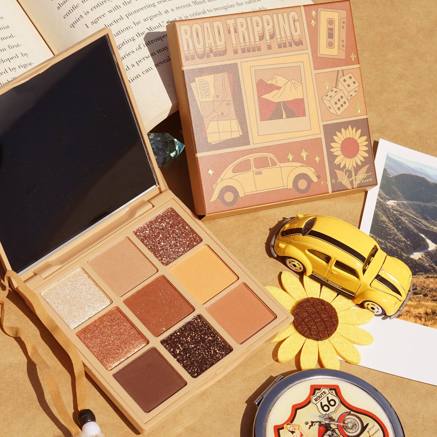 ROAD TRIPPING 9-Shade Multi-Finish Creative Beauty Palette