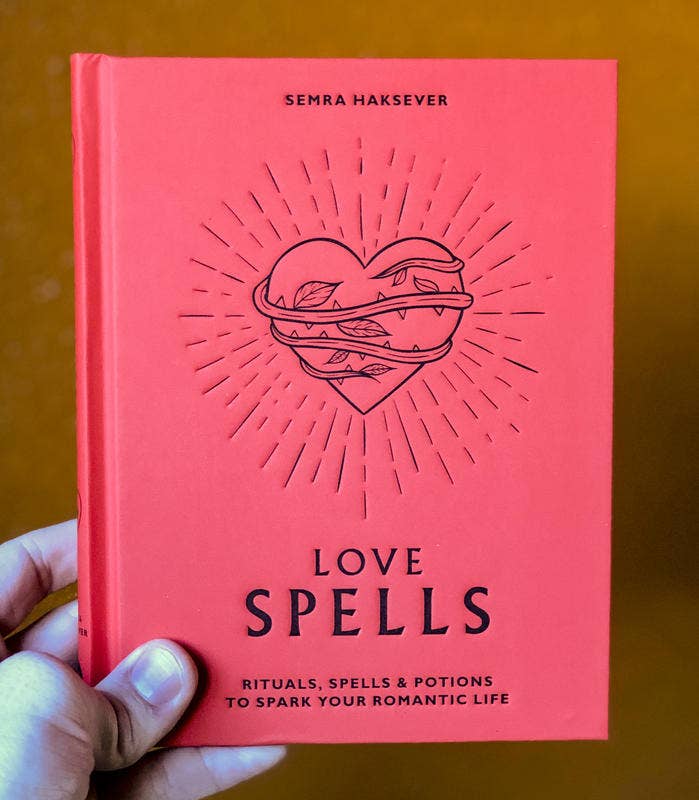 Love Spells: Rituals, Spells & Potions